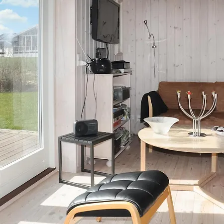 Casa de Férias Stunning In Sydals With Kitchen *