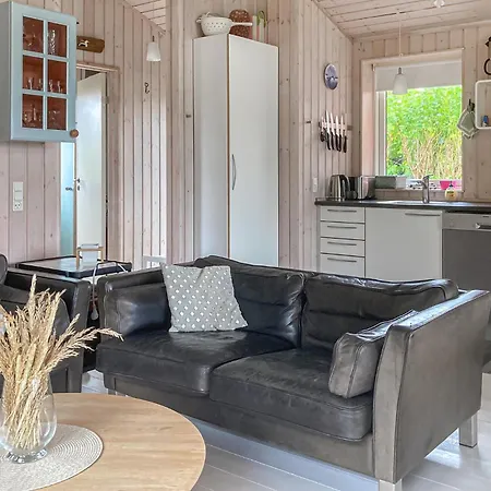 Stunning In Sydals With Kitchen Skovby (Syddanmark)